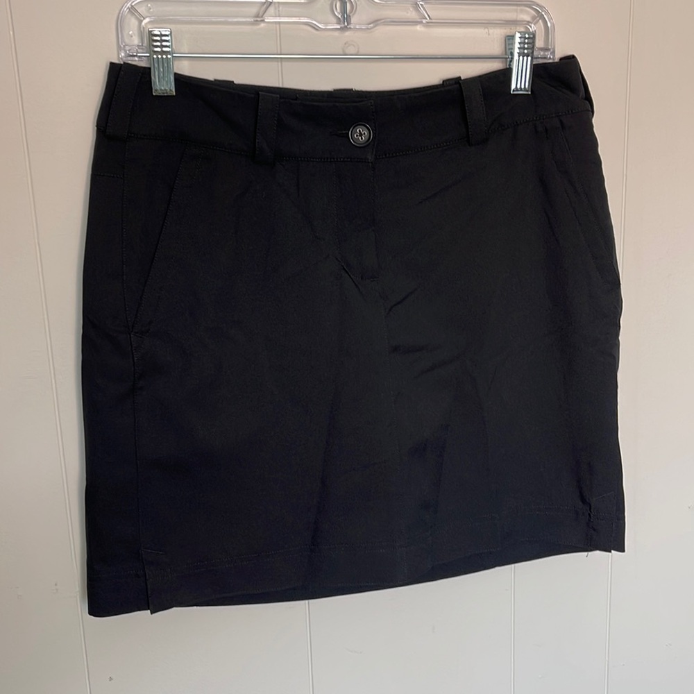 Nike Golf Size 6 Women’s Skort Black